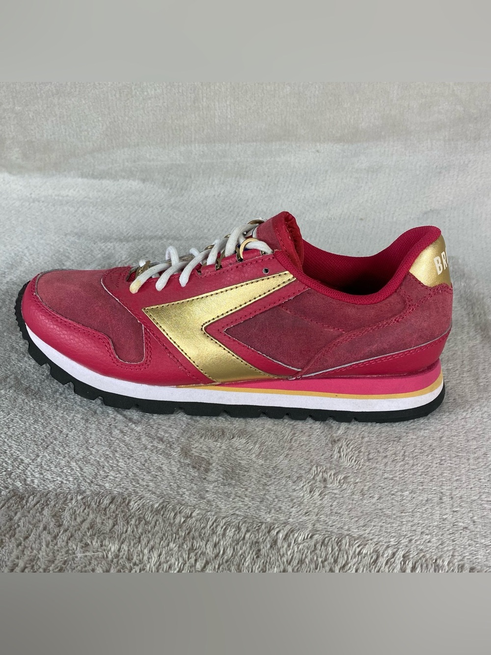 Brooks Vintage 1201711B698 Womens Sneakers Size 9 Red Gold Running Shoes NEW - Picture 2 of 12
